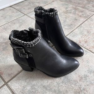 NWOT JustFab shoes for women, size 5.5